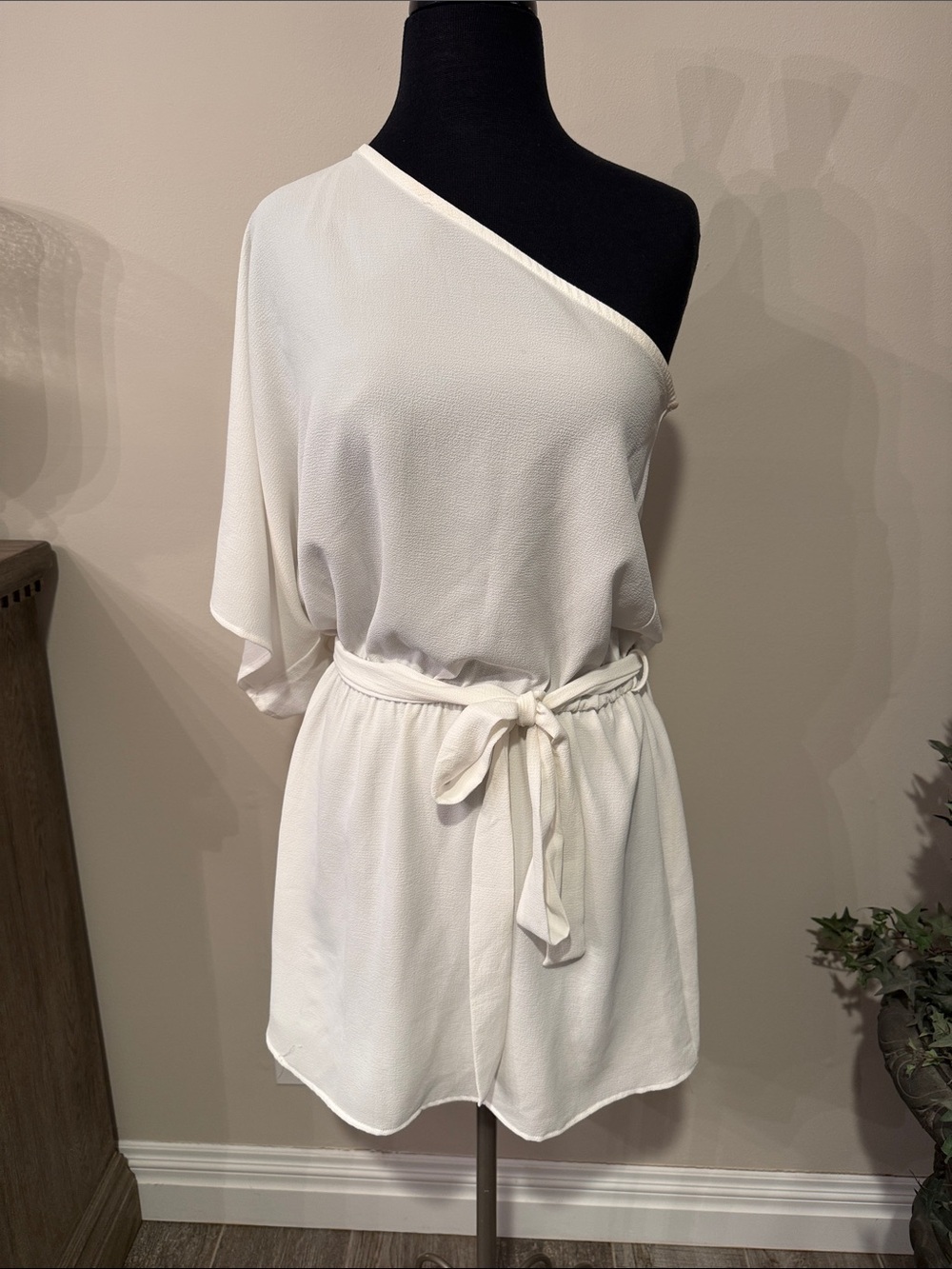 One-Shoulder White Belted Mini Dress Size Medium